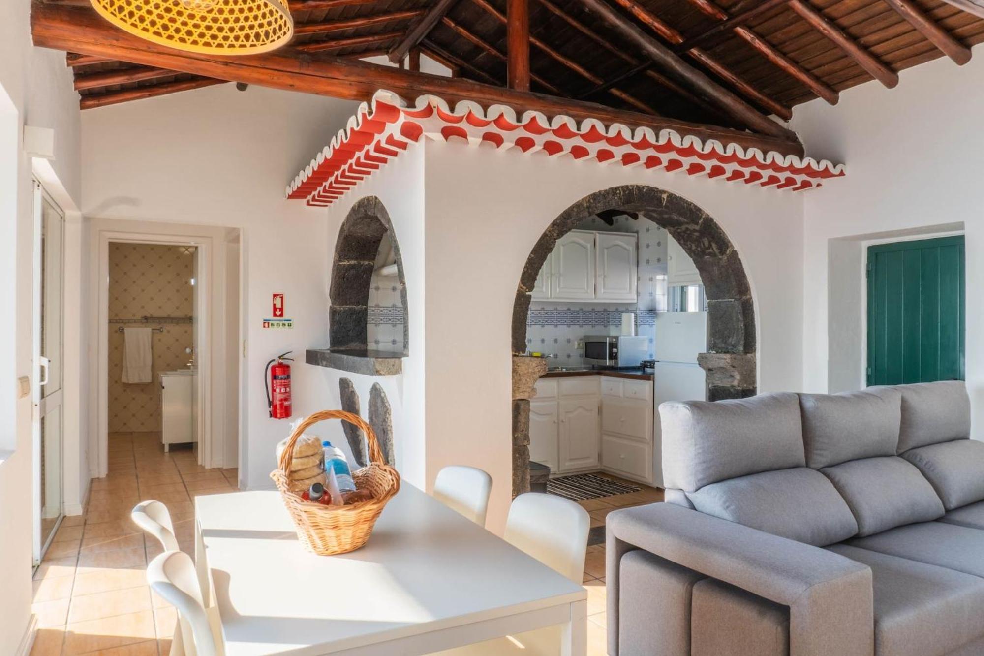 Mosteiros Natural Pool House מראה חיצוני תמונה